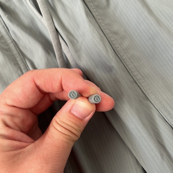 Lululemon Beyond the Studio Pant Slim in Rhino Grey - Picture 4 of 11